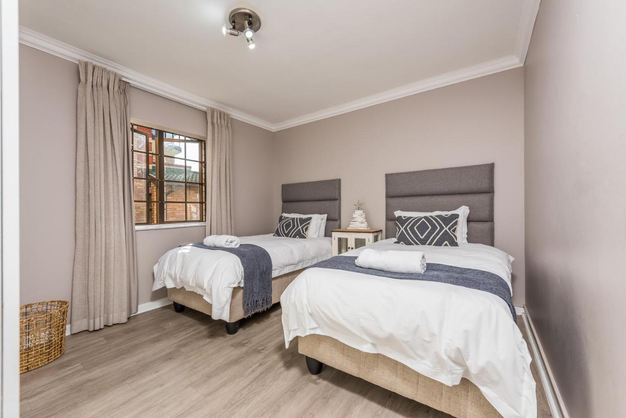 Beacon Wharf , George Hay 1 Holiday Accommodation Mossel Bay Exterior photo